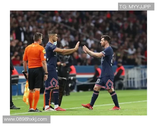 里昂足球队的辉煌历程与未来展望:从历史传奇到现代竞技的蜕变之路